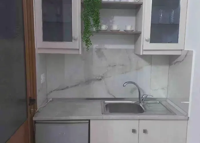 Kruti House Apartment *