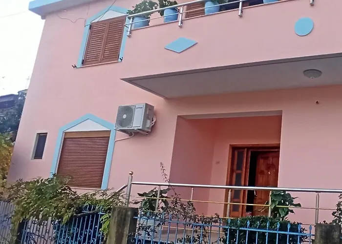 Apartment Kruti House *